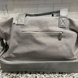Béis Gray Weekender Bag